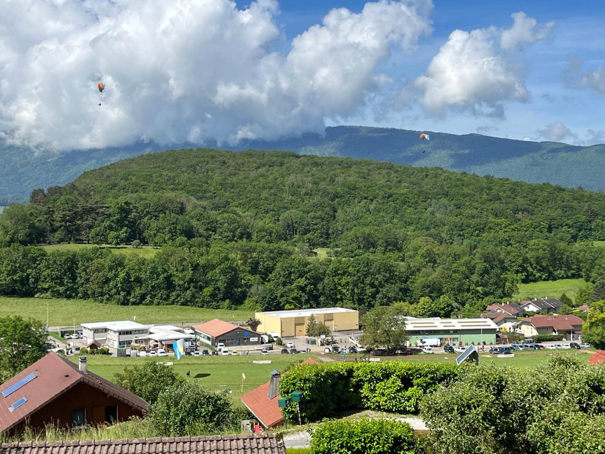 Le Chalet Des Voiles Panzió Talloires Kültér fotó